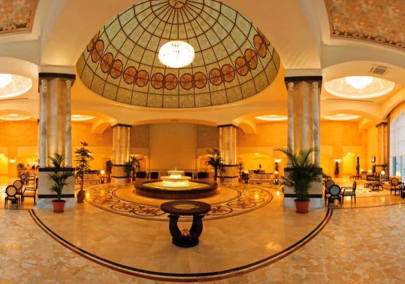 Ausstattung & Service