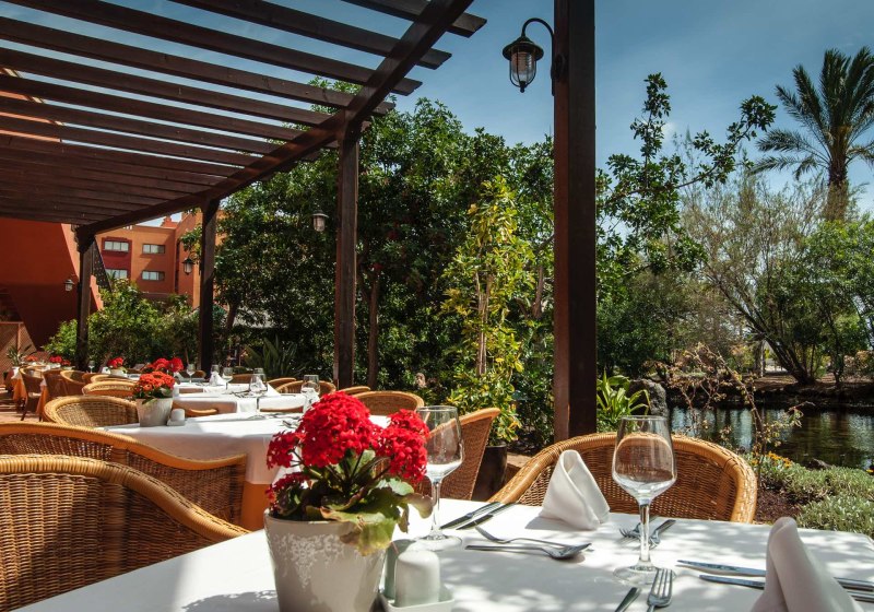 Ausstattung & Service