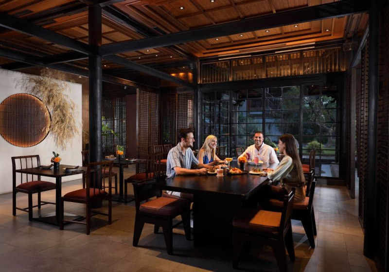 Ausstattung & Service