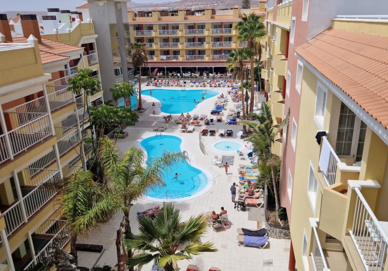 Beispiel: Hotel Außenpool