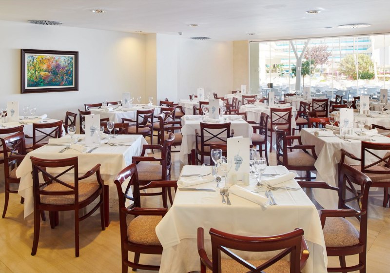 Ausstattung & Service