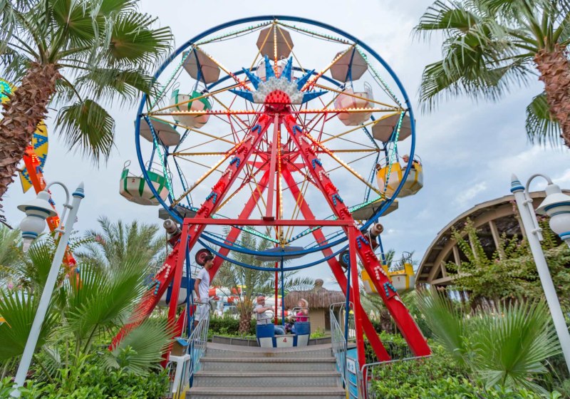 Royal Holiday Palace