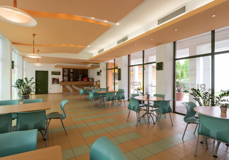 Ausstattung & Service