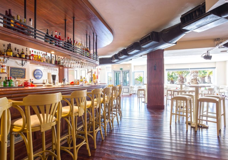 Ausstattung & Service