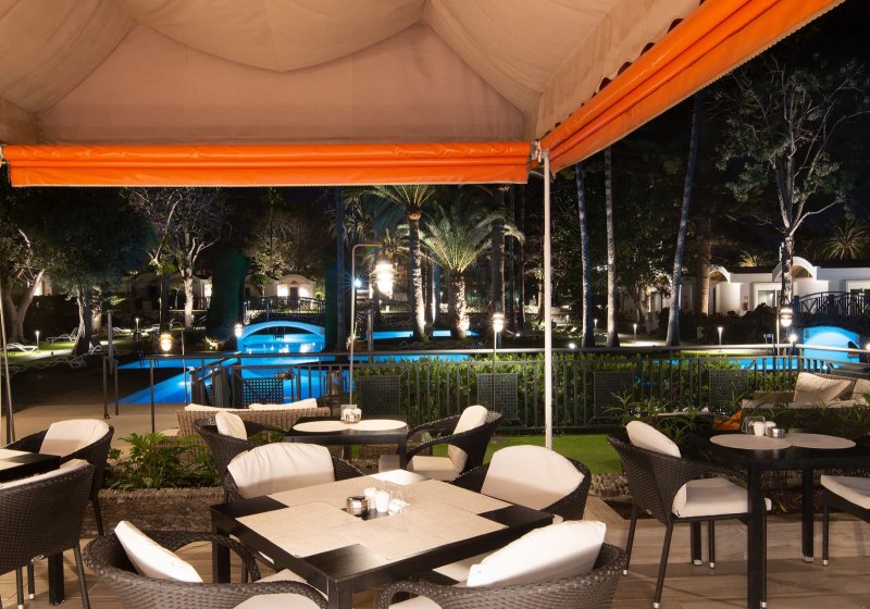 Ausstattung & Service