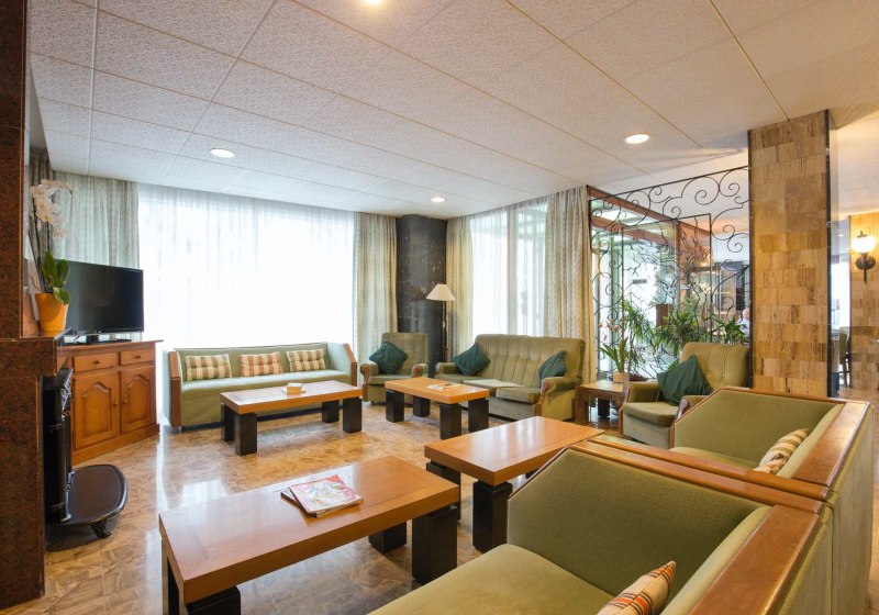 Ausstattung & Service