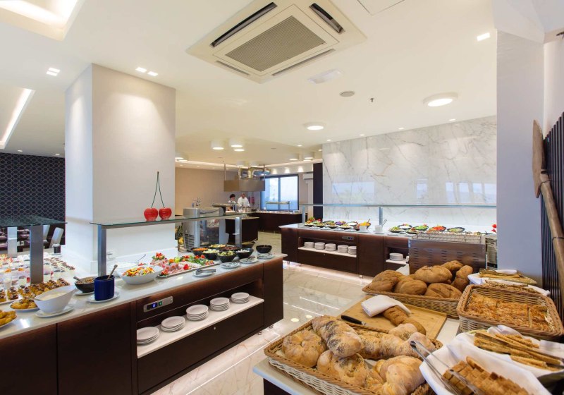 Ausstattung & Service