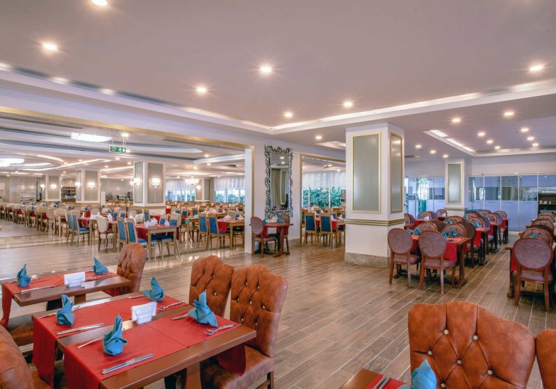 Ausstattung & Service