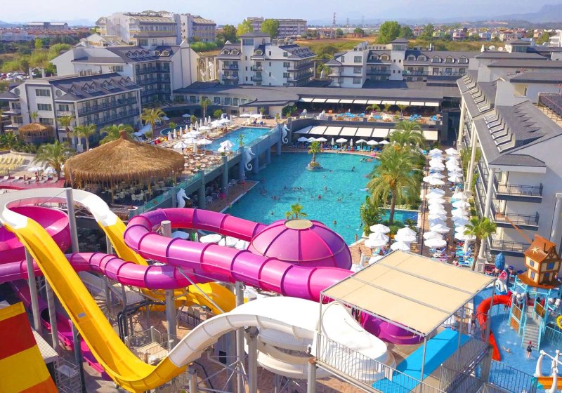 Beispiel: Hotel Außenpool