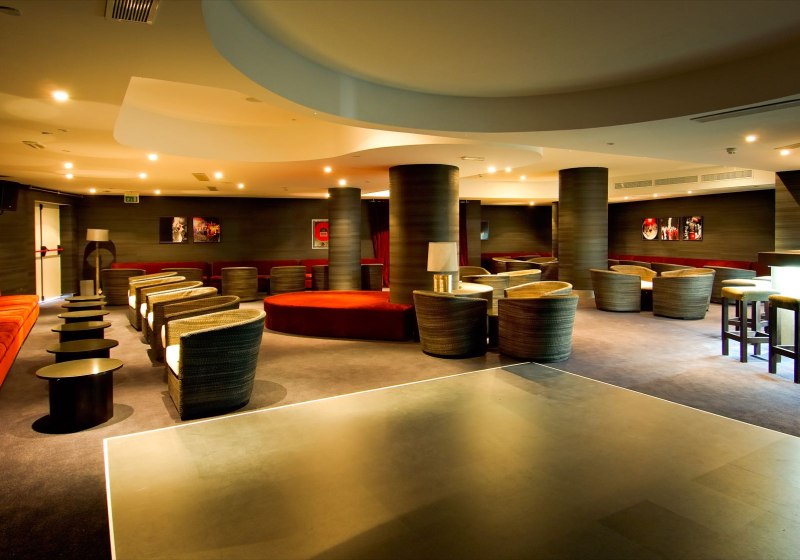 Ausstattung & Service