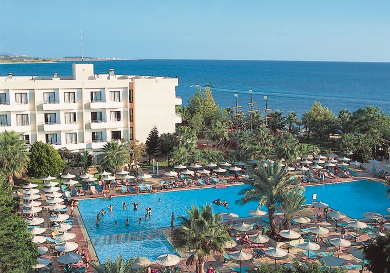 Louis Phaethon Beach