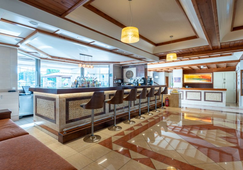 Ausstattung & Service