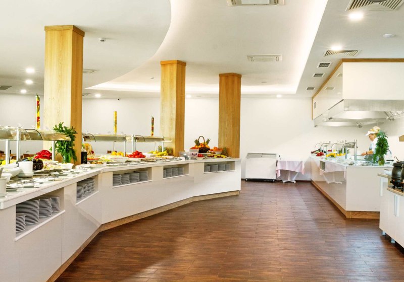 Ausstattung & Service