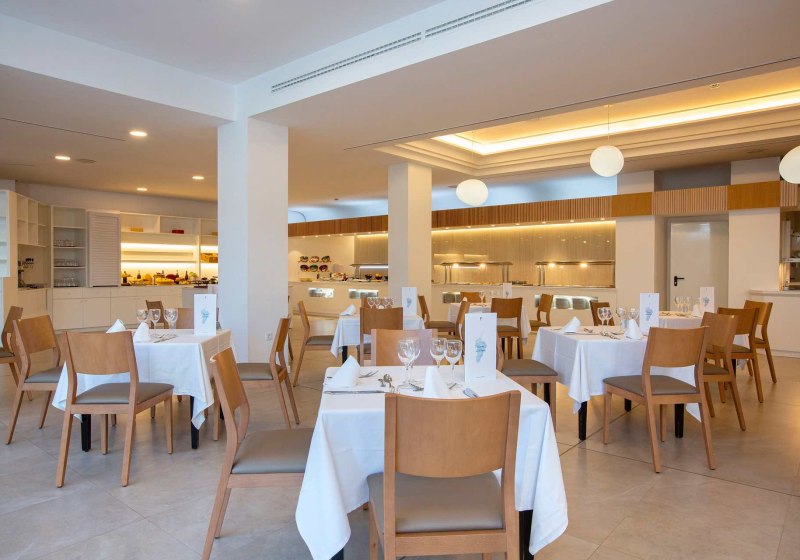 Ausstattung & Service