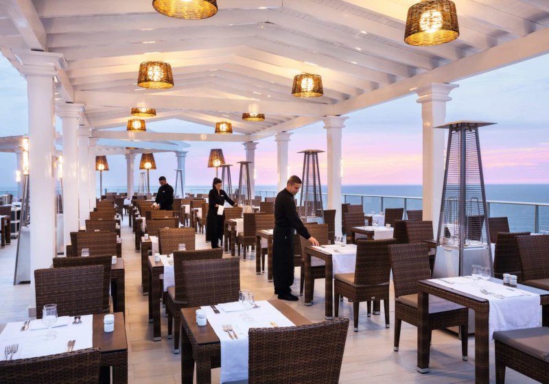 Ausstattung & Service