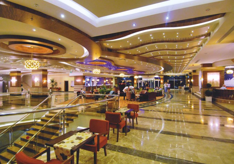 Ausstattung & Service