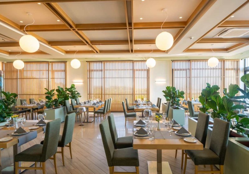 Ausstattung & Service