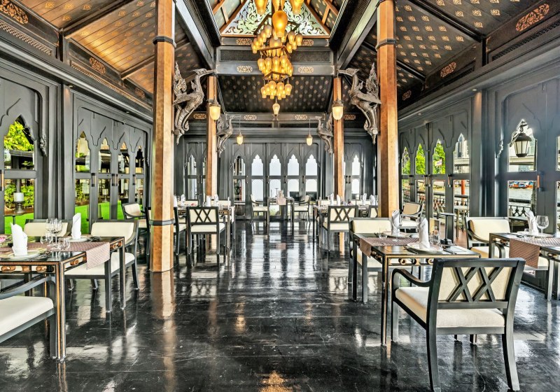 Ausstattung & Service