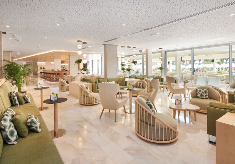 Ausstattung & Service