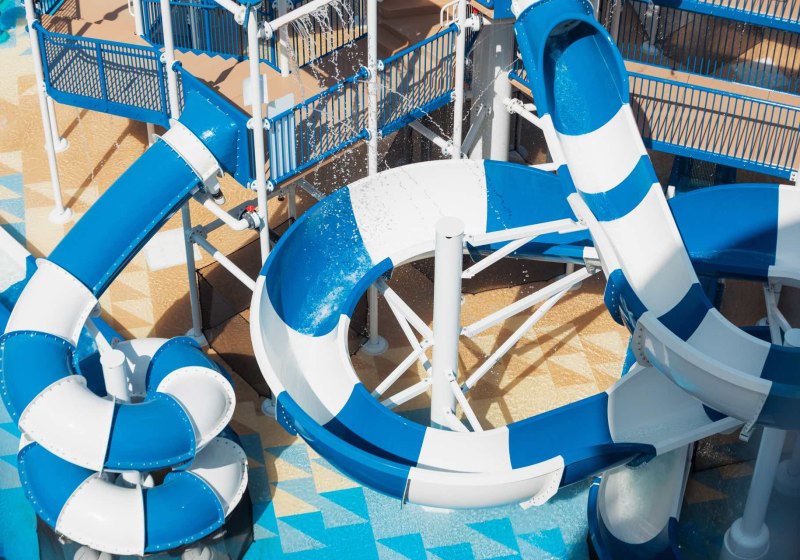 Le Meridien Mina Seyahi Beach Resort & Waterpark