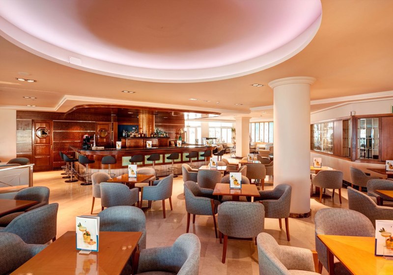 Ausstattung & Service