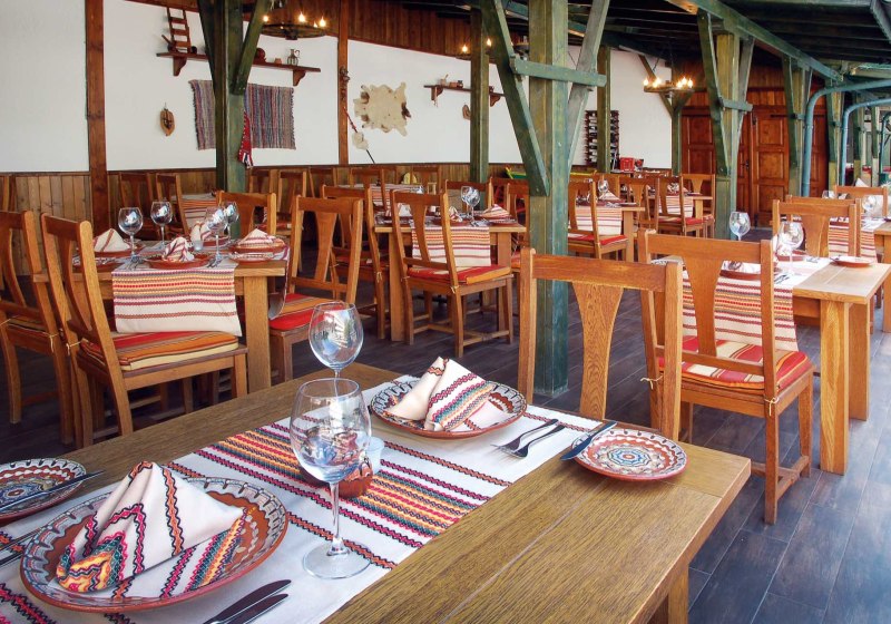 Ausstattung & Service