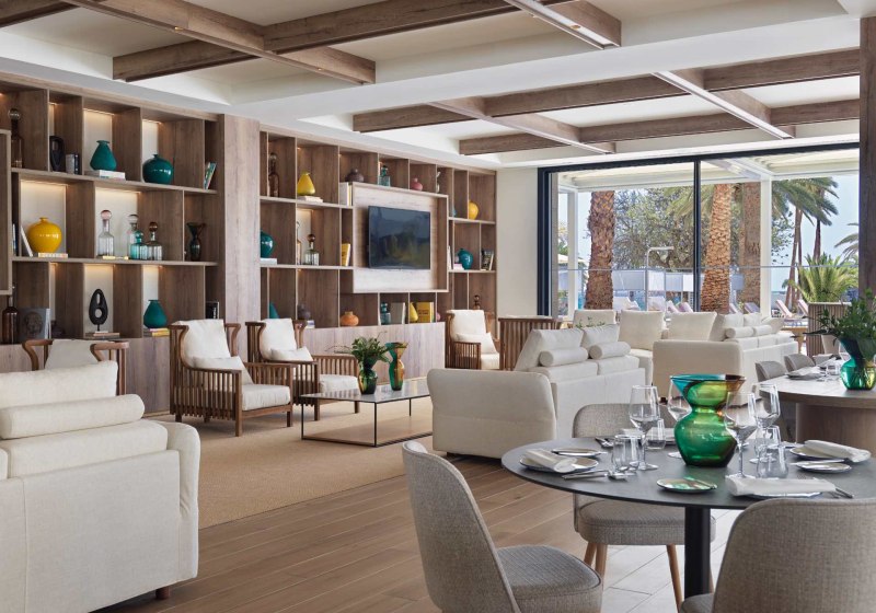 Ausstattung & Service