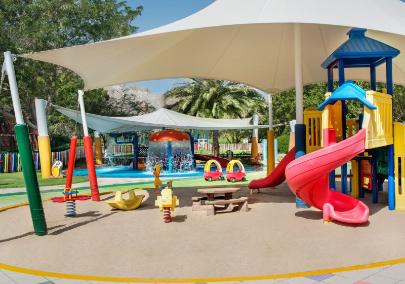 Le Meridien Al Aqah Beach Resort