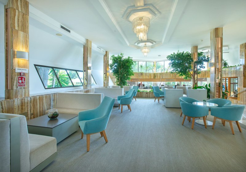 Ausstattung & Service