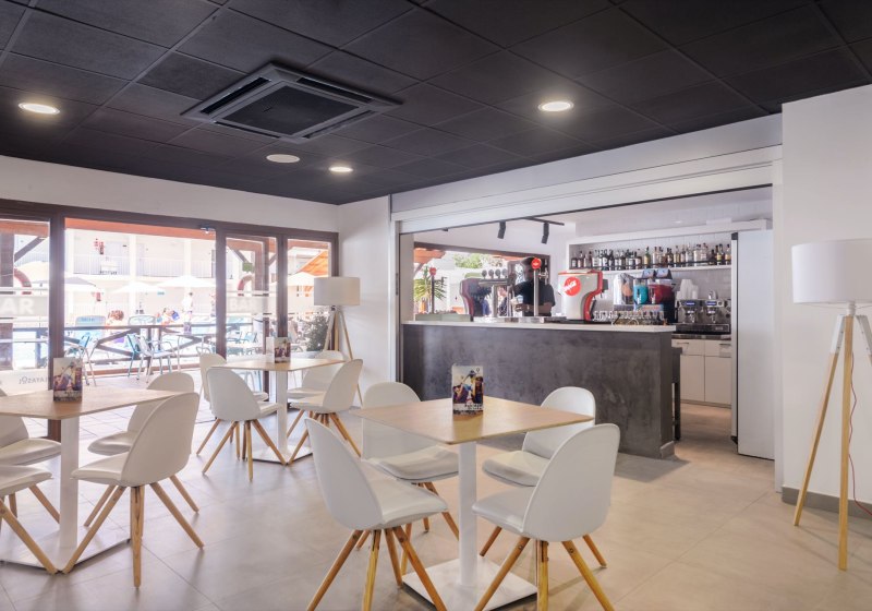 Ausstattung & Service