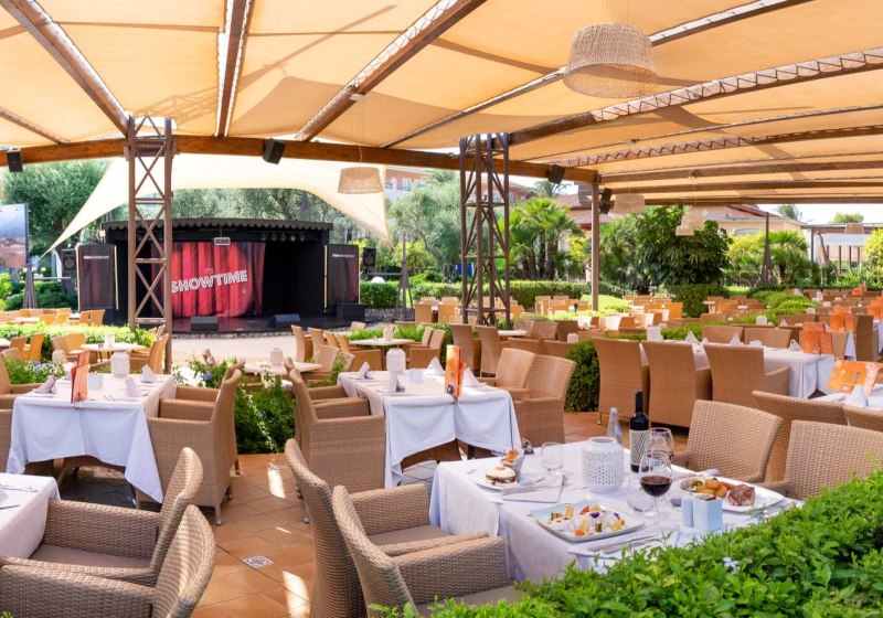 Ausstattung & Service