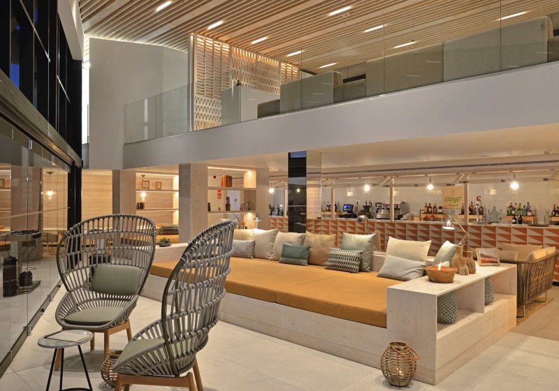 Ausstattung & Service