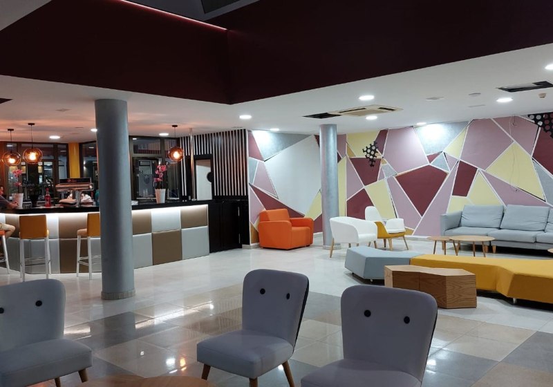 Ausstattung & Service