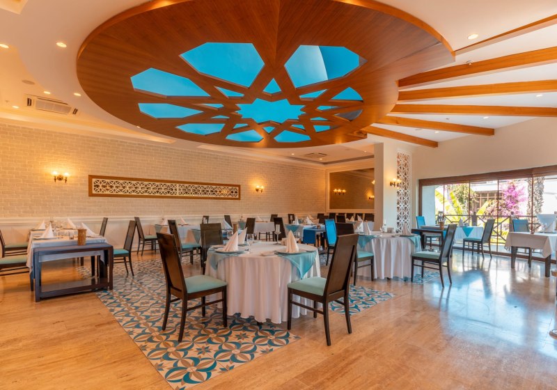 Ausstattung & Service