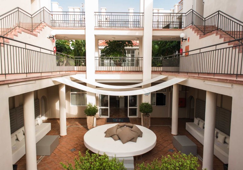 Ausstattung & Service