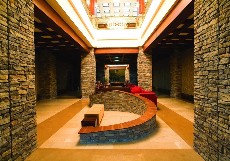 Ausstattung & Service