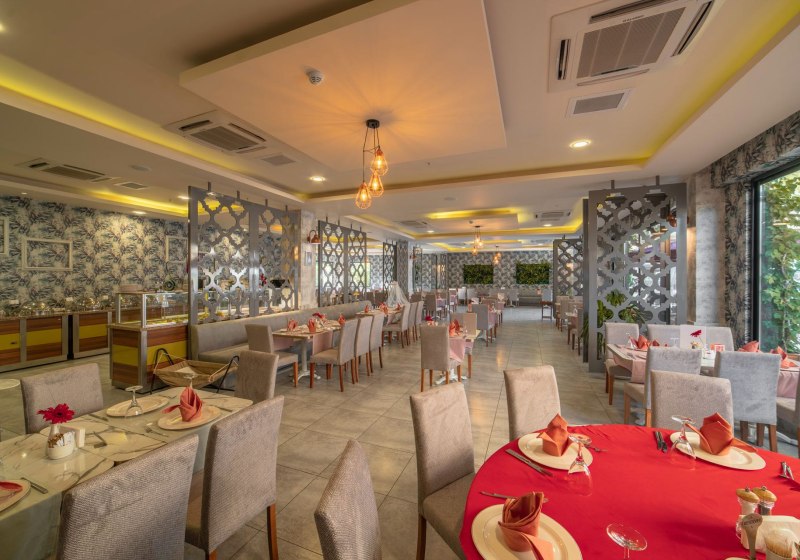 Ausstattung & Service