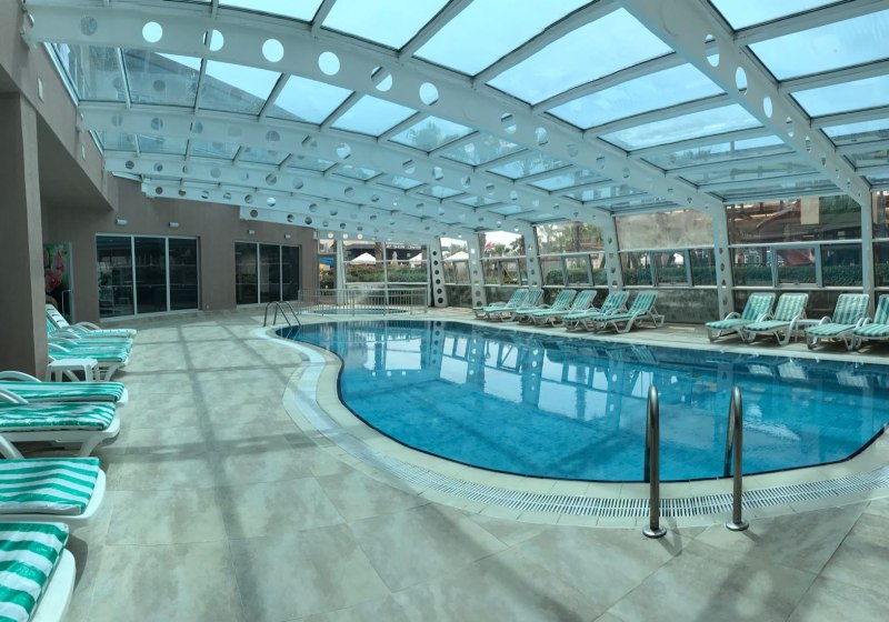 Ausstattung & Service