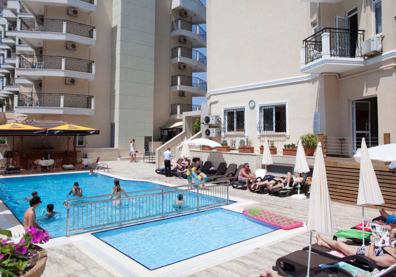 Ausstattung & Service