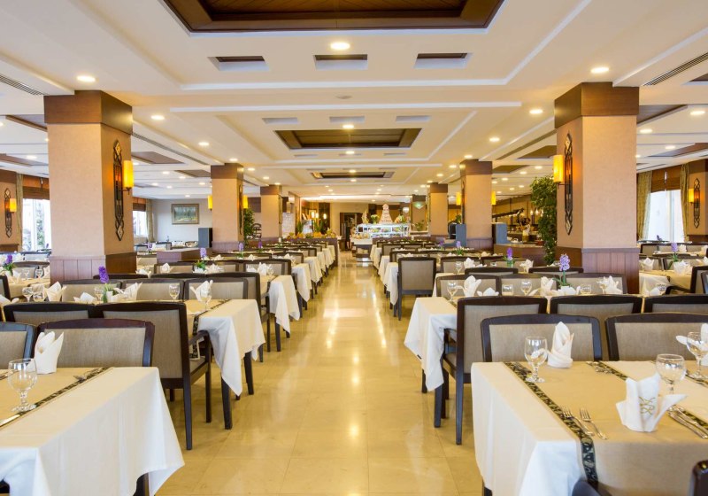 Ausstattung & Service