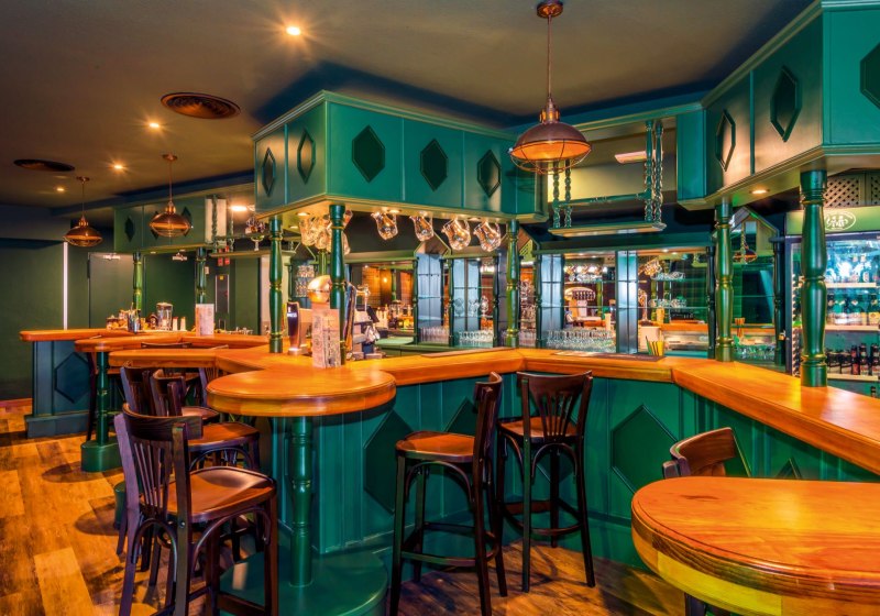 Ausstattung & Service