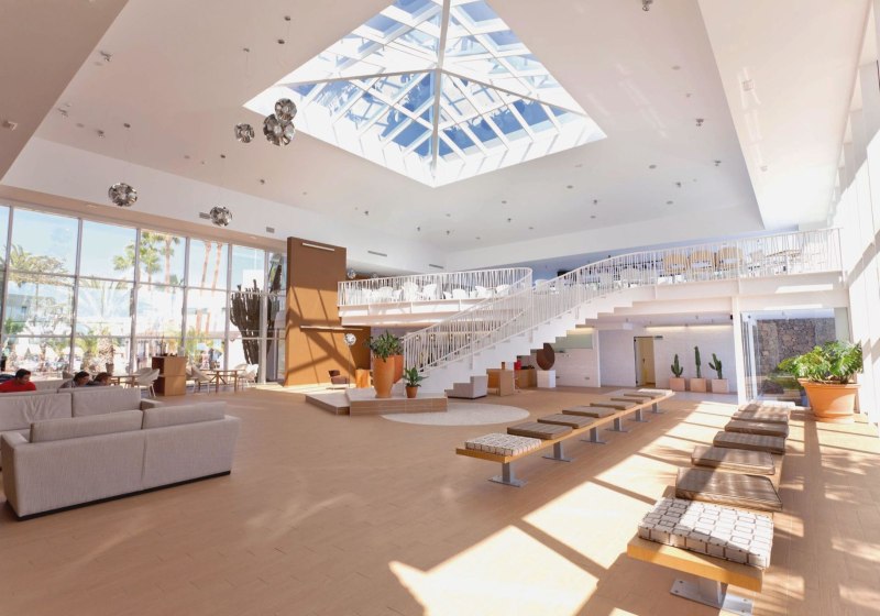 Ausstattung & Service