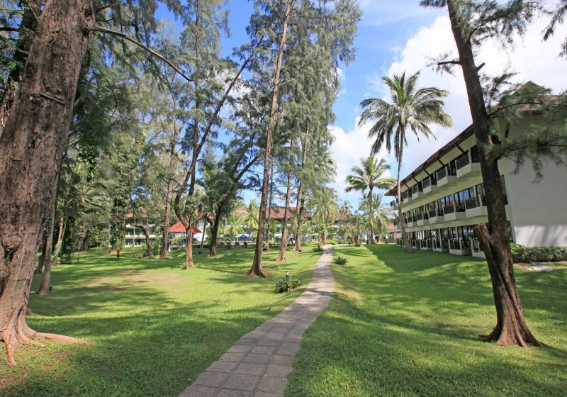 Amora Beach Resort