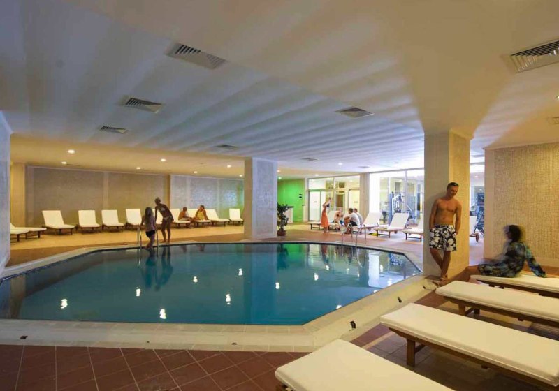 Ausstattung & Service