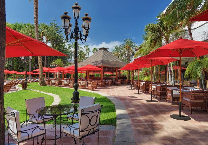 Ausstattung & Service