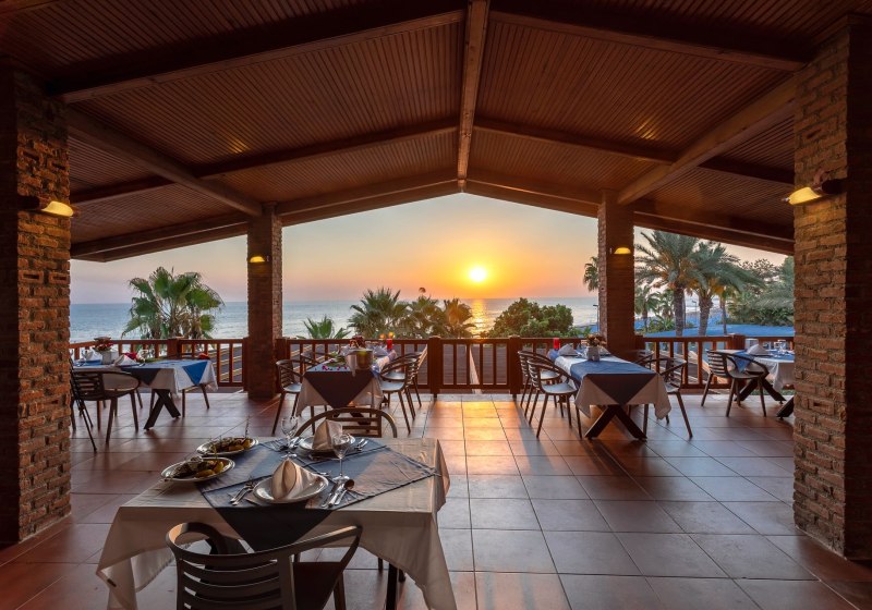 Ausstattung & Service