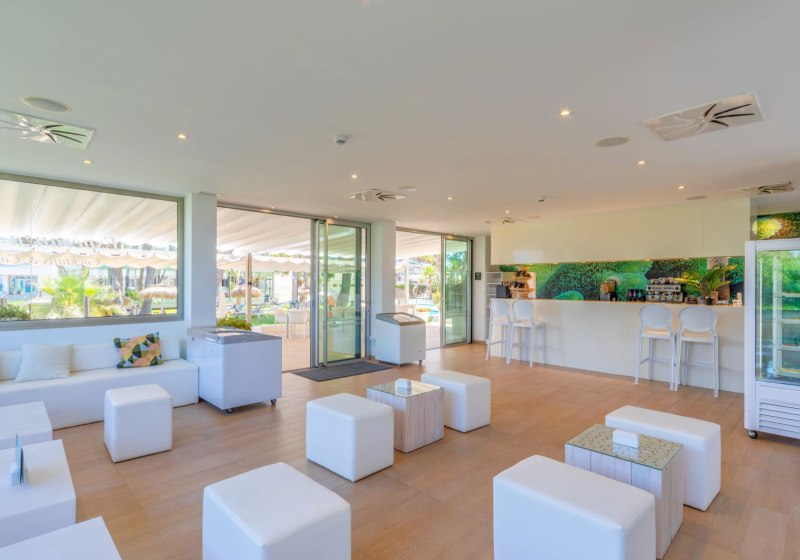 Ausstattung & Service