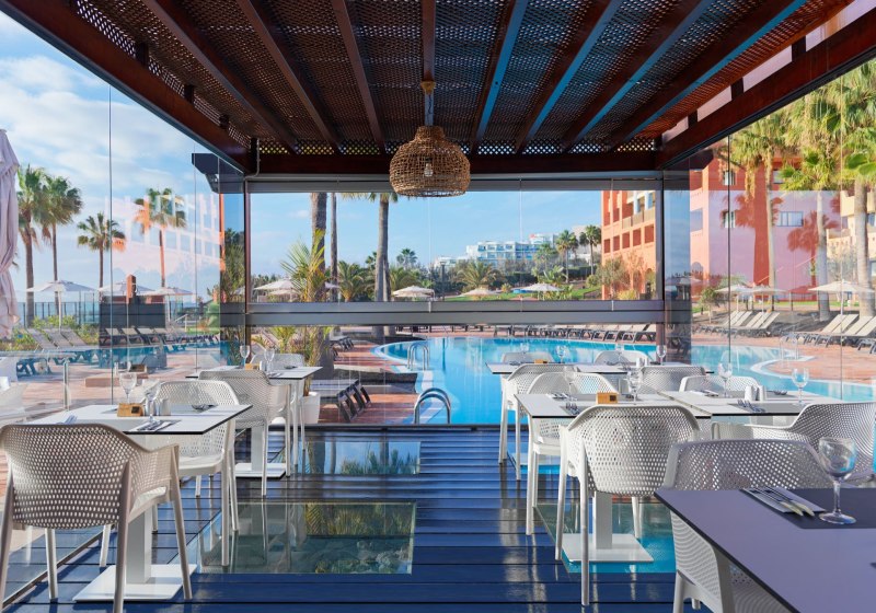 Ausstattung & Service