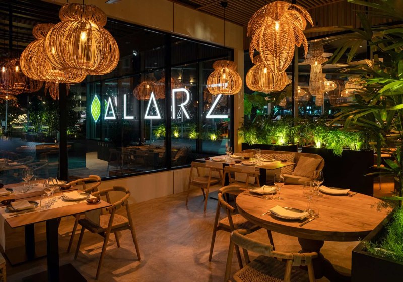 Ausstattung & Service