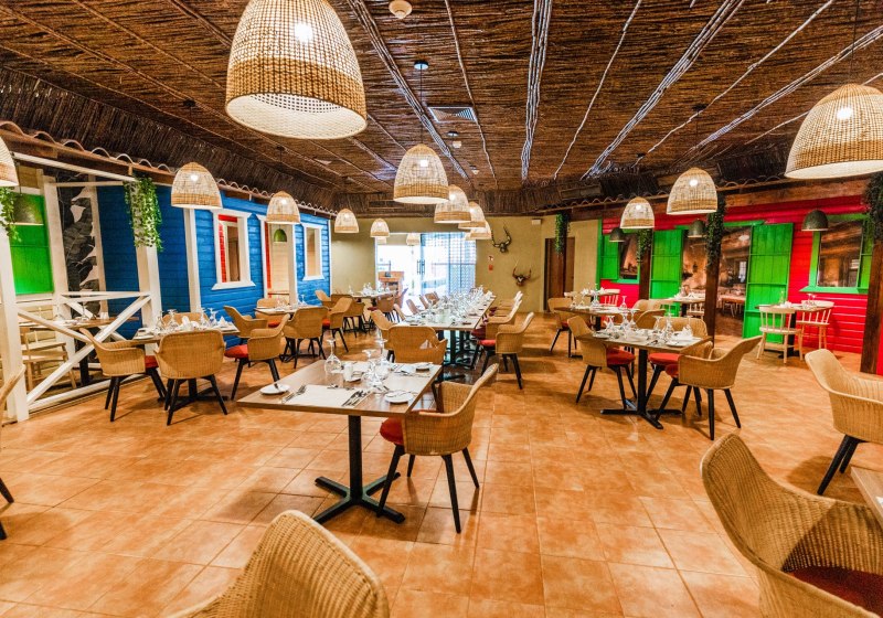 Ausstattung & Service